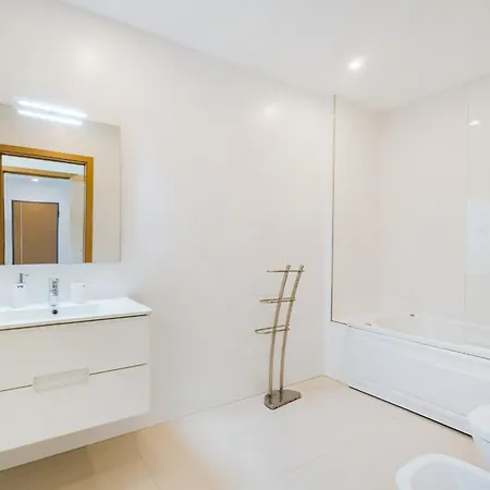 Apartamento Modern T2 Near The Center ! *