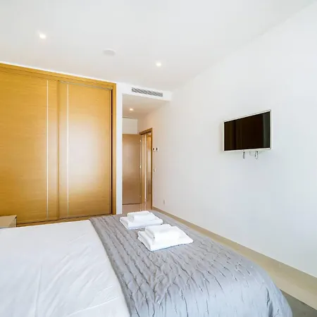 Apartamento Modern T2 Near The Center !