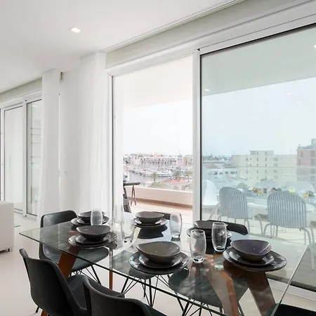 Modern T2 Near The Center ! Apartamento *
